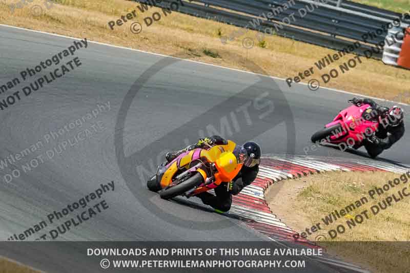 enduro digital images;event digital images;eventdigitalimages;no limits trackdays;peter wileman photography;racing digital images;snetterton;snetterton no limits trackday;snetterton photographs;snetterton trackday photographs;trackday digital images;trackday photos